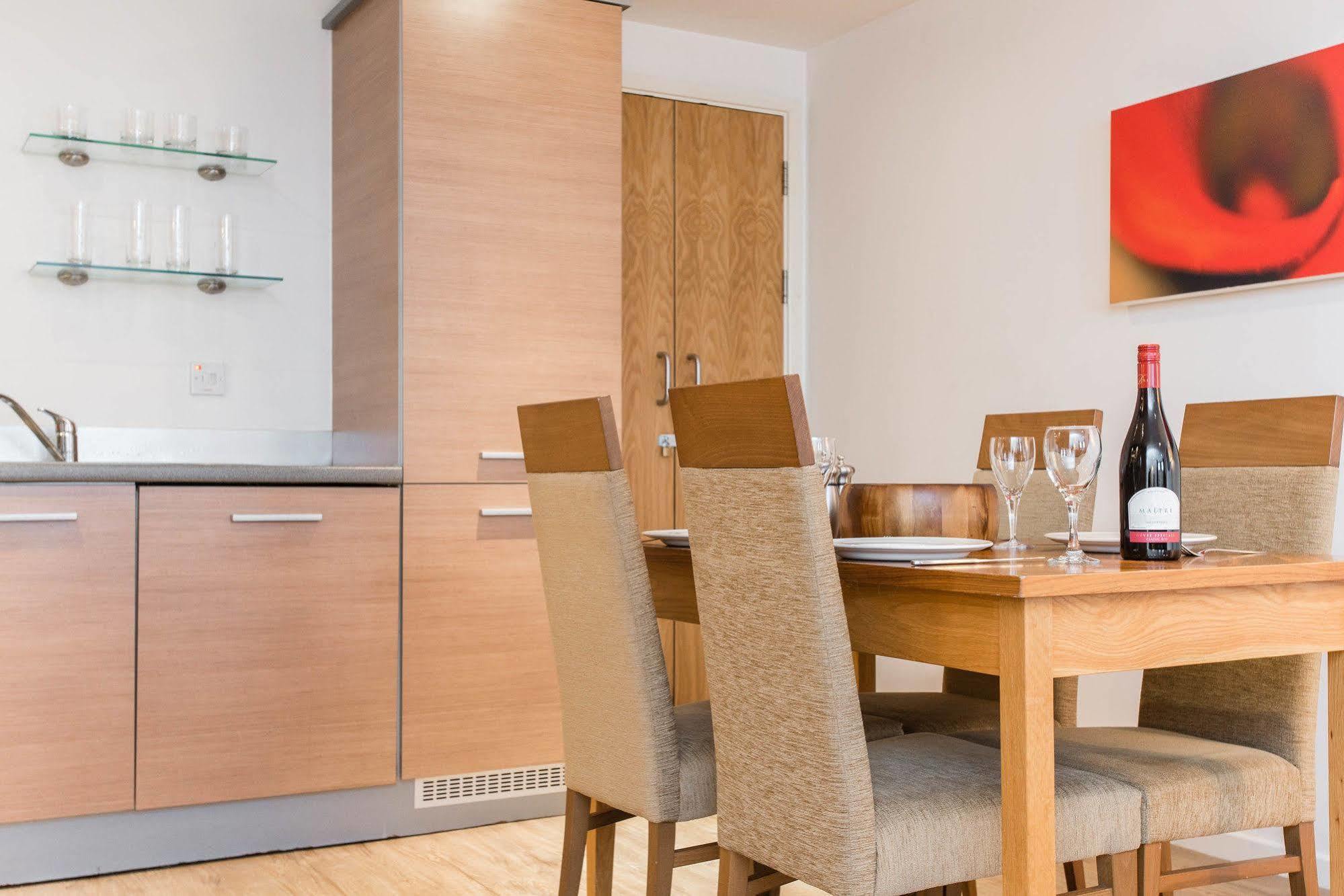 Premier Suites Newcastle 외부 사진